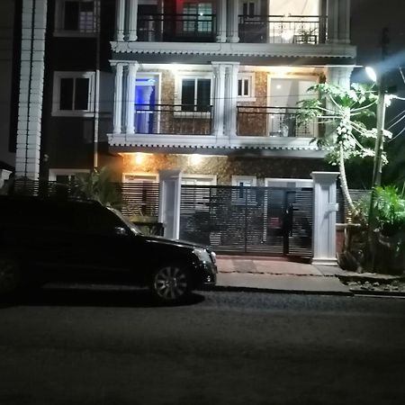 Terra Santa Lodgings 阿克拉 外观 照片